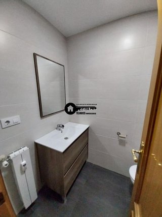 Piso en alquiler en Hospital - Parque sur en Albacete