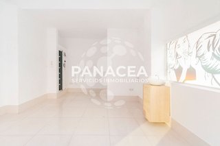 Local comercial en venta en Plaza de Toros - Santa Rita en Almería