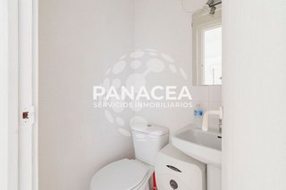 Local comercial en venta en Plaza de Toros - Santa Rita en Almería