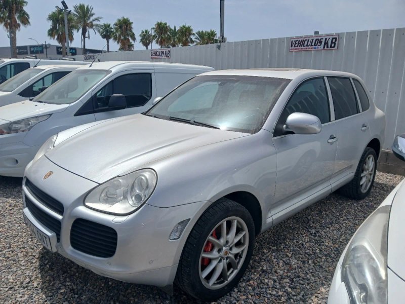 Porsche Cayenne 2003 - foto 1