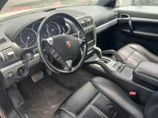 Porsche Cayenne 2003