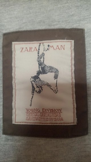 Cazadora Zara forrada XL bolsillos