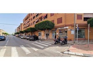 Local comercial en alquiler en Alcàsser