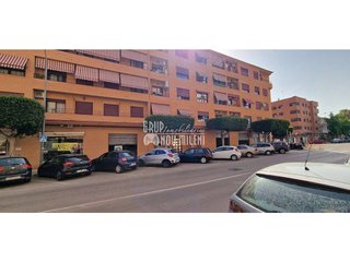 Local comercial en alquiler en Alcàsser