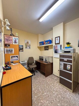 Local comercial en alquiler en Centro en Valdepeñas