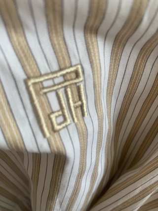 Camisa Pedro del Hierro rayas beige y blanco