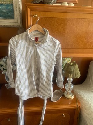 Camisa Pedro del Hierro rayas beige y blanco