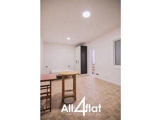 Estudio en alquiler en La Nova Esquerra de l'Eixample en Barcelona