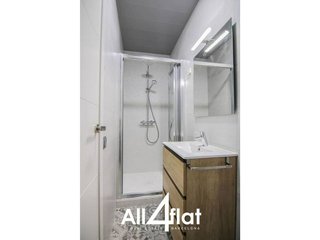 Estudio en alquiler en La Nova Esquerra de l'Eixample en Barcelona