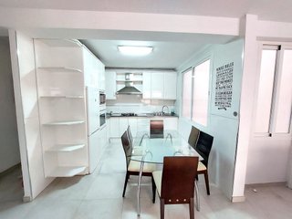 Piso en alquiler en Conde de Ureña - Monte Gibralfaro en Málaga