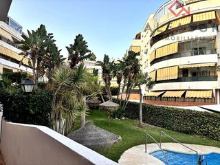 Piso en alquiler en Cerrado Calderón - El Morlaco en Málaga