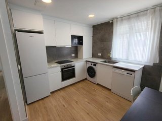 Piso en alquiler en Zona Sur en Burgos