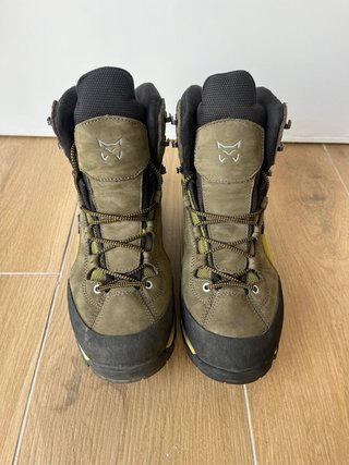Botas de montaña Altus SAJA H30