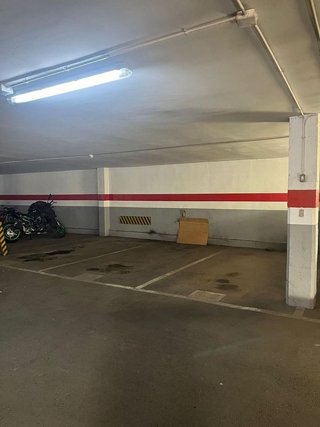Garaje en venta en Centre en Hospitalet de Llobregat, L´