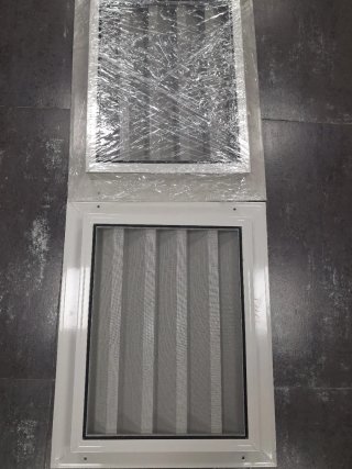 Juego de rejillas ventilación 400x300
