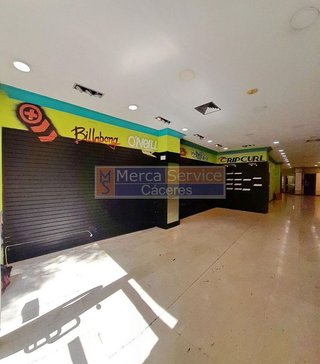 Local comercial en alquiler en Centro en Cáceres