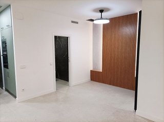 Local comercial en venta en Juan de la Cierva en Getafe
