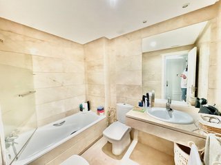 Piso en venta en Nueva Andalucía centro en Marbella