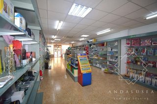 Local comercial en venta en Playa de Garrucha en Garrucha