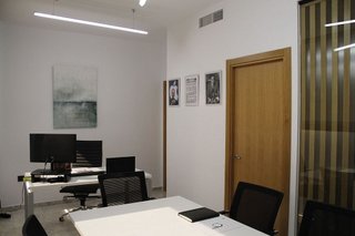 Oficina en alquiler en La Buhaira en Sevilla