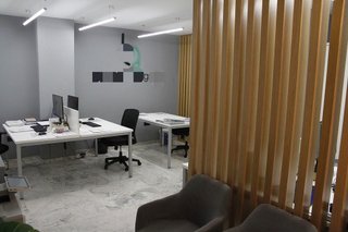 Oficina en alquiler en La Buhaira en Sevilla