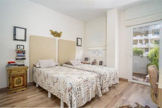 Piso en venta en Nueva Andalucía centro en Marbella