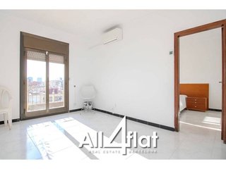 Ático en alquiler en La Nova Esquerra de l'Eixample en Barcelona