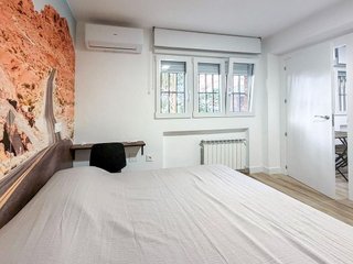 Estudio en alquiler en Castillejos en Madrid
