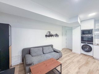 Estudio en alquiler en Castillejos en Madrid