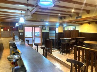 Local comercial en venta en El Alborgí en Paterna
