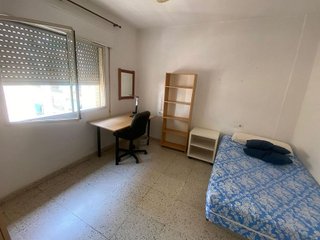 Piso en alquiler en Camino de Ronda - Rosaleda en Granada