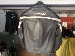 Chaqueta Moto Dainese Negra Piel