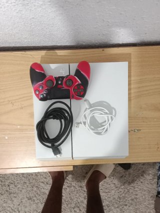 Consola PS4 Blanca + Mando Multicolor