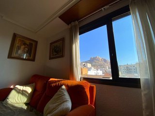 Piso en alquiler en Centro en Alicante