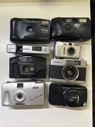 Confezione da 6 Fotocamere Analogiche: Nikon, Olympus, Vivitar