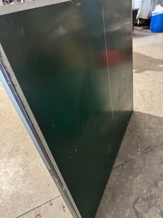 Mesa de ping pong interior