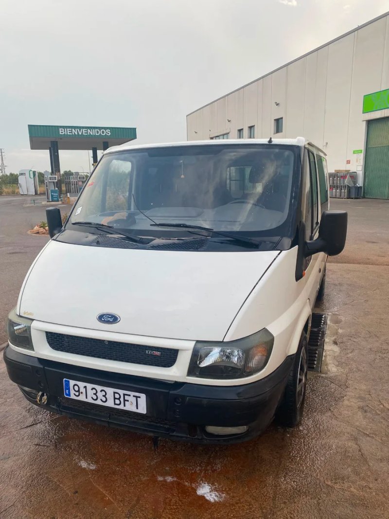 Ford Transit 2001 - foto 1