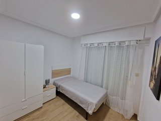 Se alquila piso en Elda, Avd Chapi/ Padre Manjon