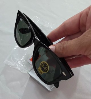 Gafas de sol Ray-Ban negras unisex envio  24hs