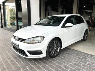 Volkswagen Golf 1.6 105CV BMT DSG