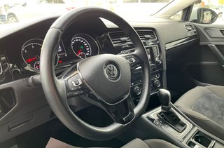 Volkswagen Golf 1.6 105CV BMT DSG