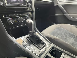 Volkswagen Golf 1.6 105CV BMT DSG