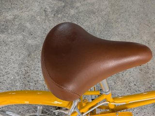Bicicleta infantil amarilla