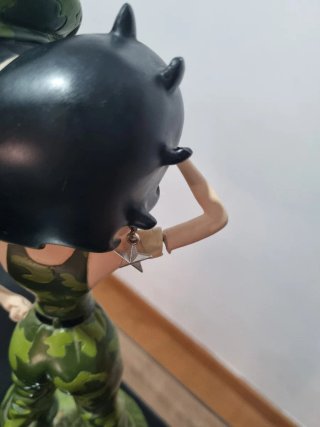 Figura Betty Boop Militar Camuflaje