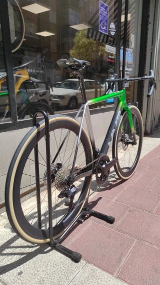 Bicicleta MMR Adrenaline SL Team Replica