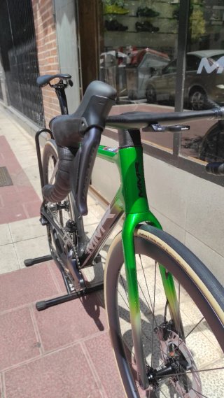 Bicicleta MMR Adrenaline SL Team Replica