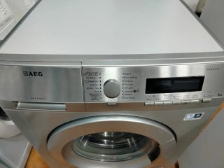LAVADORA AEG 8 Kg. A+++