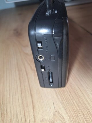 Walkman Grunkel W220Y Radio Cassette AM/FM
