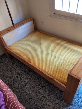 Cama infantil de madera
