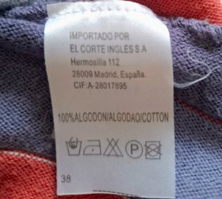 Vestido de rayas azul y rojo